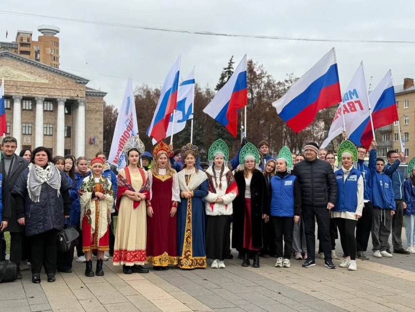 День народного единства: торжественное шествие в Жуковском